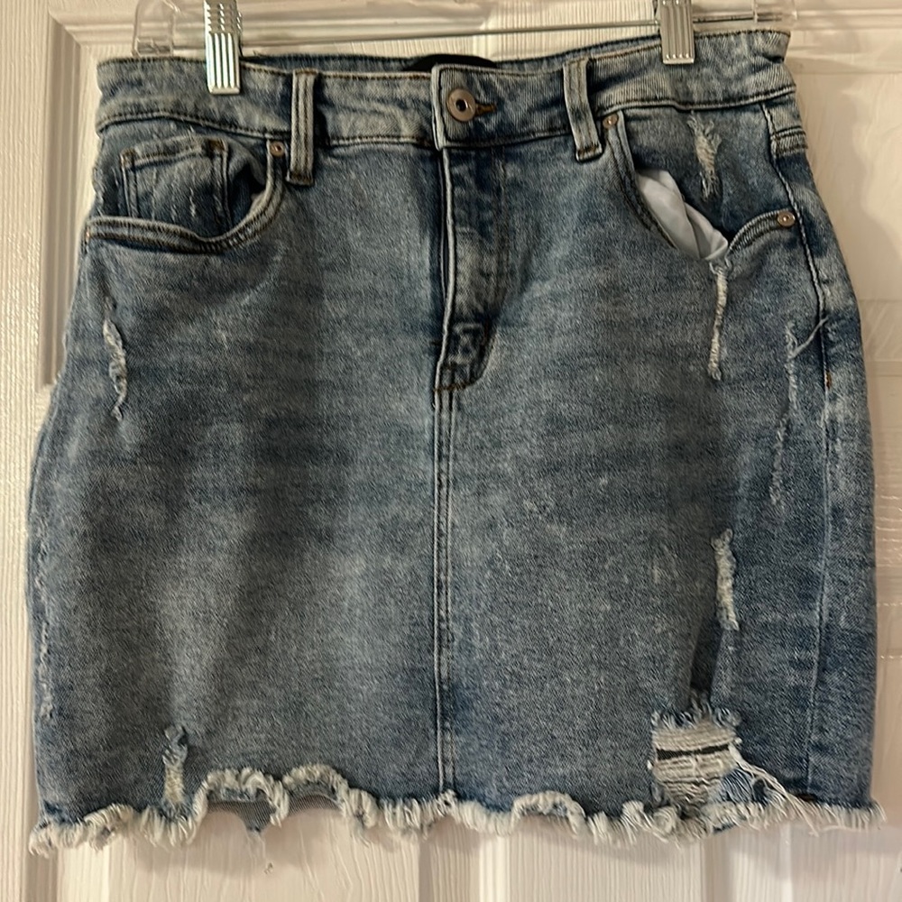 Kendall+Kylie Jean miniskirt!